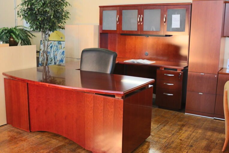 Bradford Series Medium Cherry Wood L-Desk