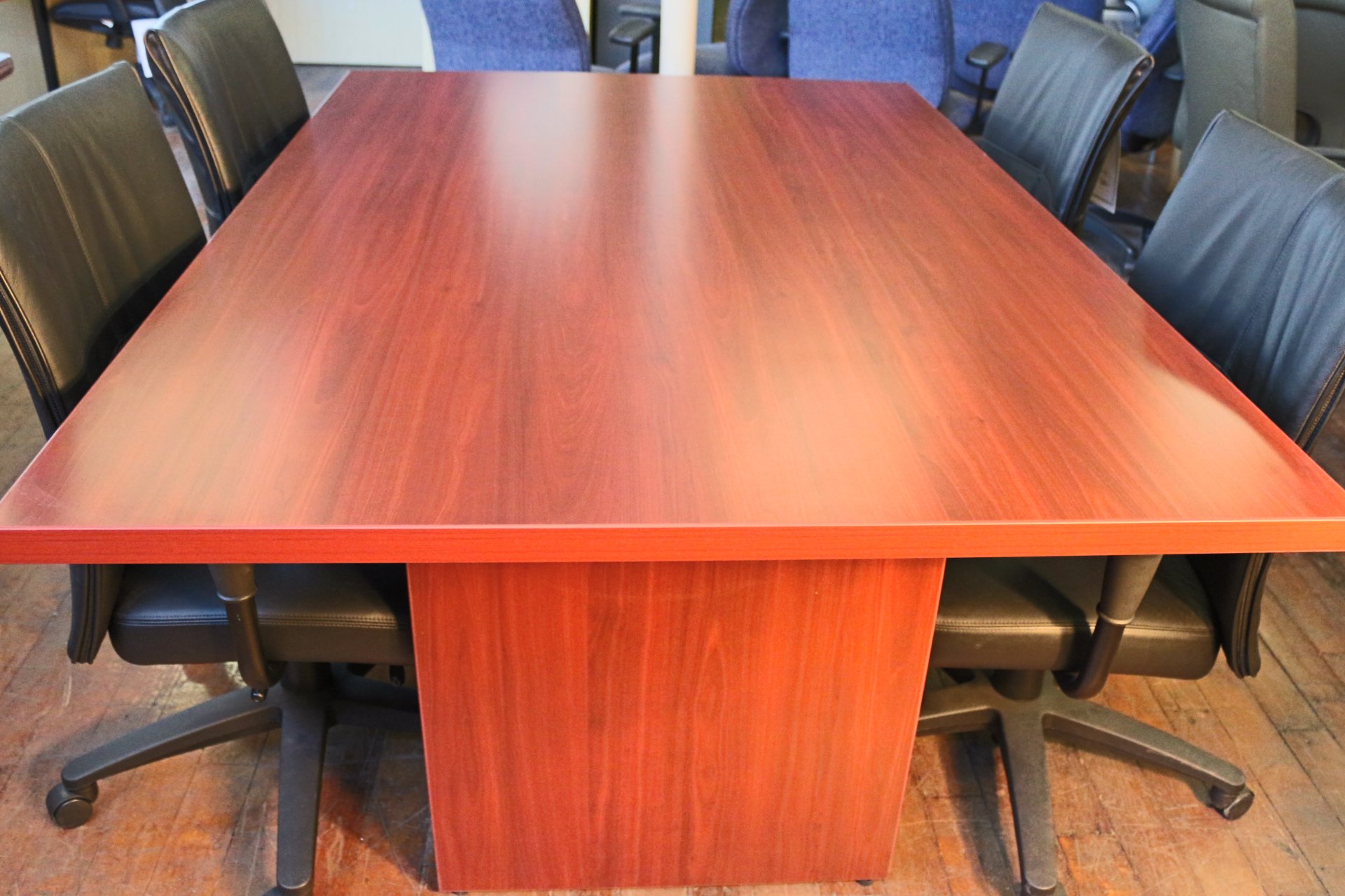 Peartree Baldwin American Cherry 6′ x 4′ Laminate Conference Table