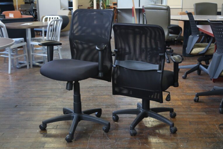 Peartree XSN Task Chair