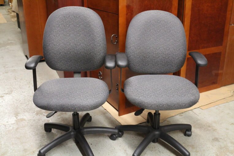 Stylex Black and Gray Task Chair (Used)