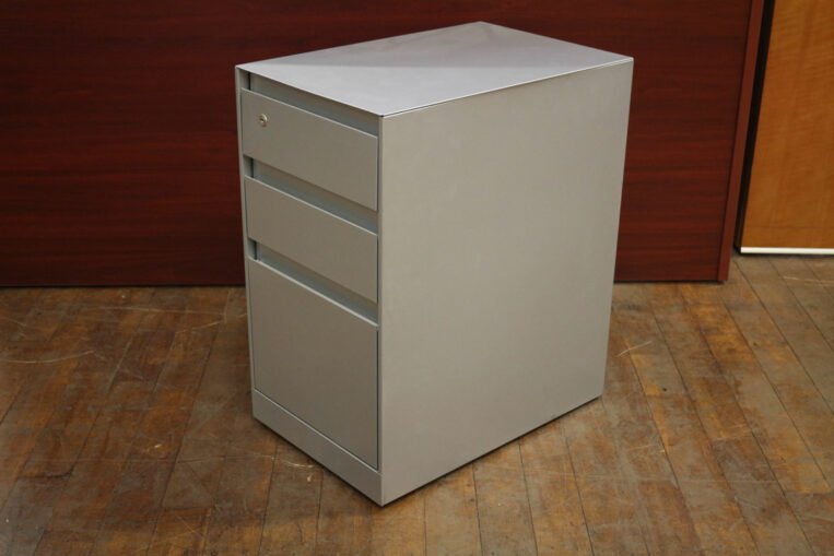 Steelcase Metal Mobile Pedestal File