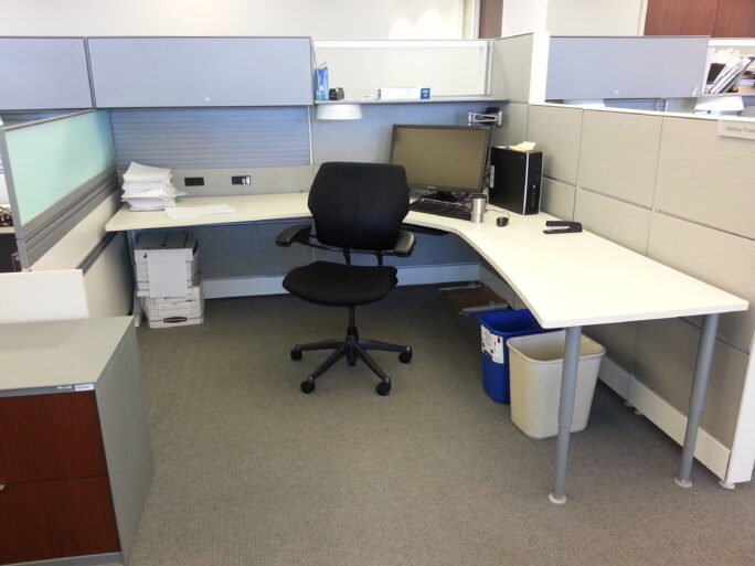 Teknion Leverage 6 x 8 cubicles with dropdowns-large lot