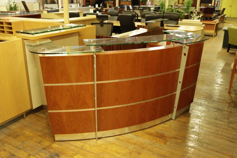 Amber Cherry Bella Luna Reception Desk
