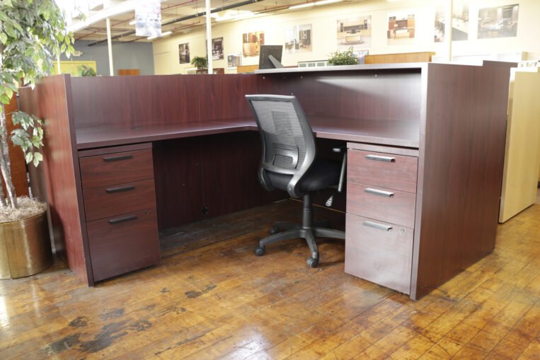 Hon Mahogany Laminate L-Shaped Reception Desk