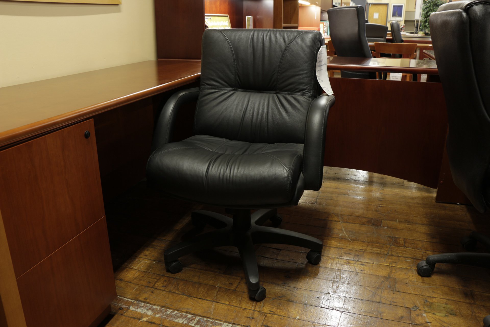 ‘The Admiral’ Overstuffed Executive Chair