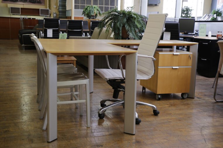 Davis Maple L-Desk