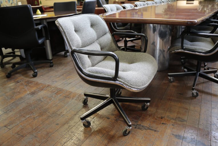 Knoll Pollock Executive Arm Chairs