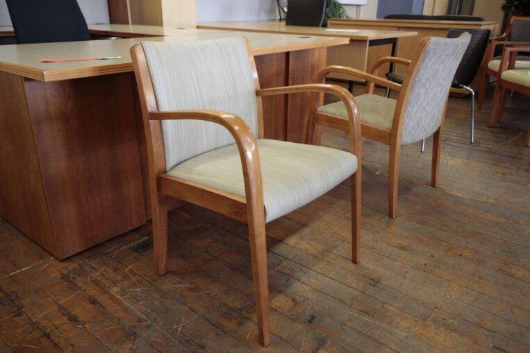Gunlocke Liza Guest Chairs