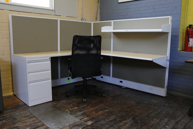 Evolve Systems 'Compile' Cubicles