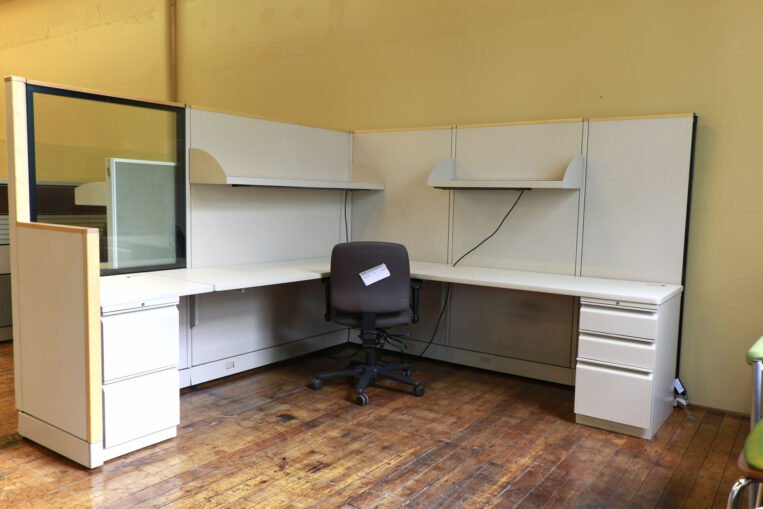 Hon Concensys 8' x 8' Cubicles Beige with Maple Trim