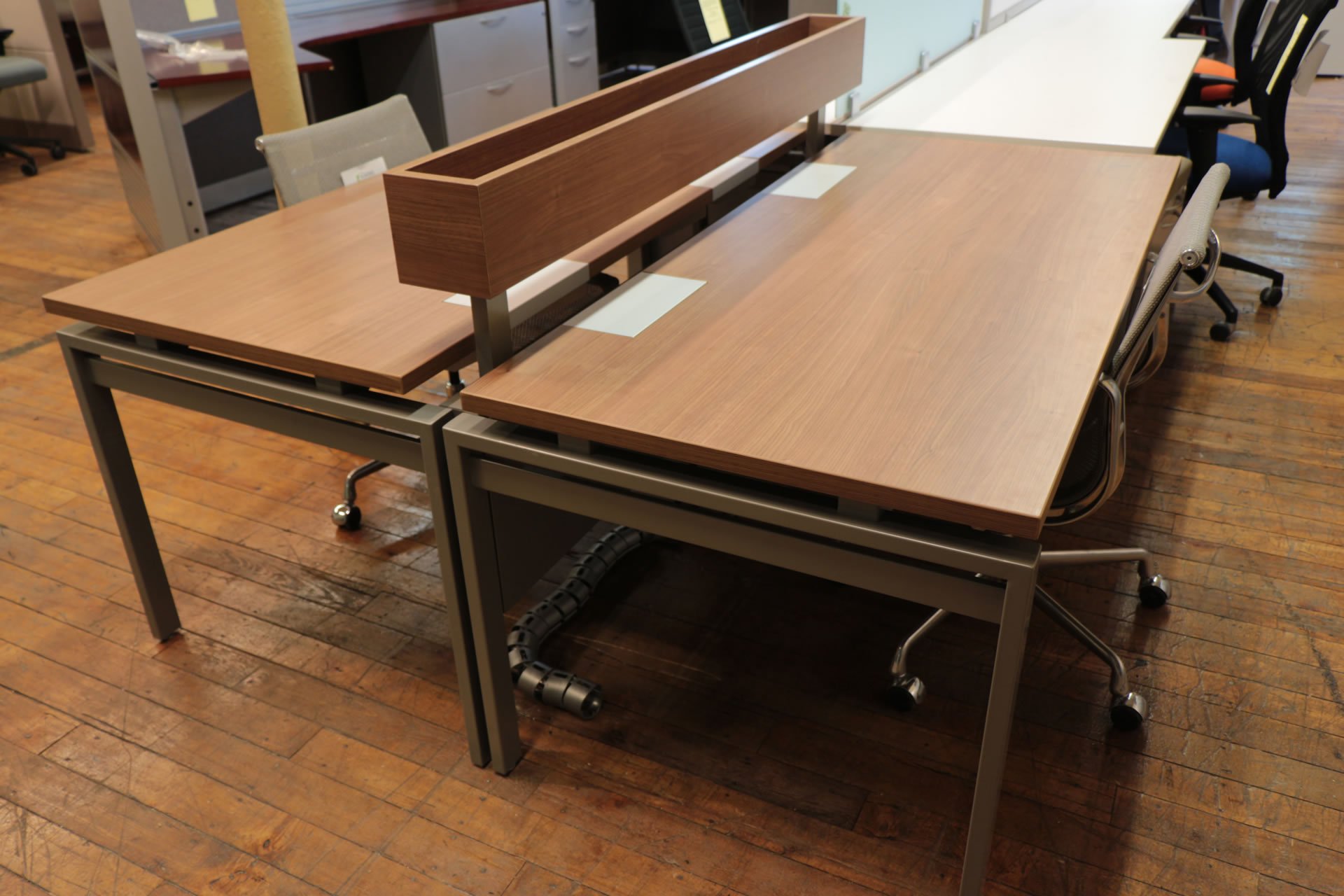 Inscape Benching Systems – Walnut with Silver Metallic Trim