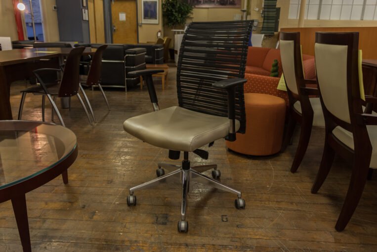 Allseating Zip Mesh Leather CAL-133 Task Chairs