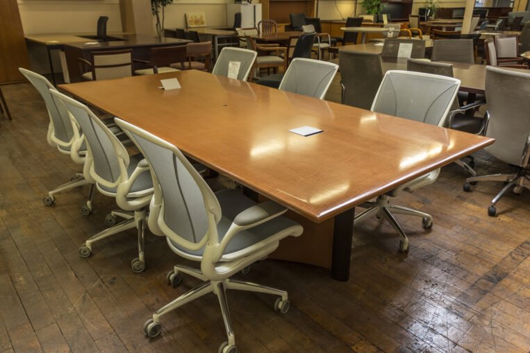 Nienkamper Vox Anagre 9' x 4' Conference Table with Power & Data Forums