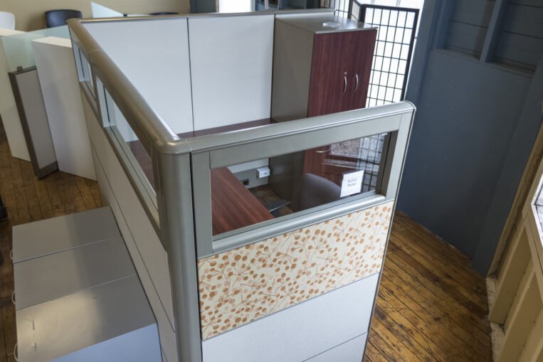 AIS Matrix 7' x 7' Cubicles
