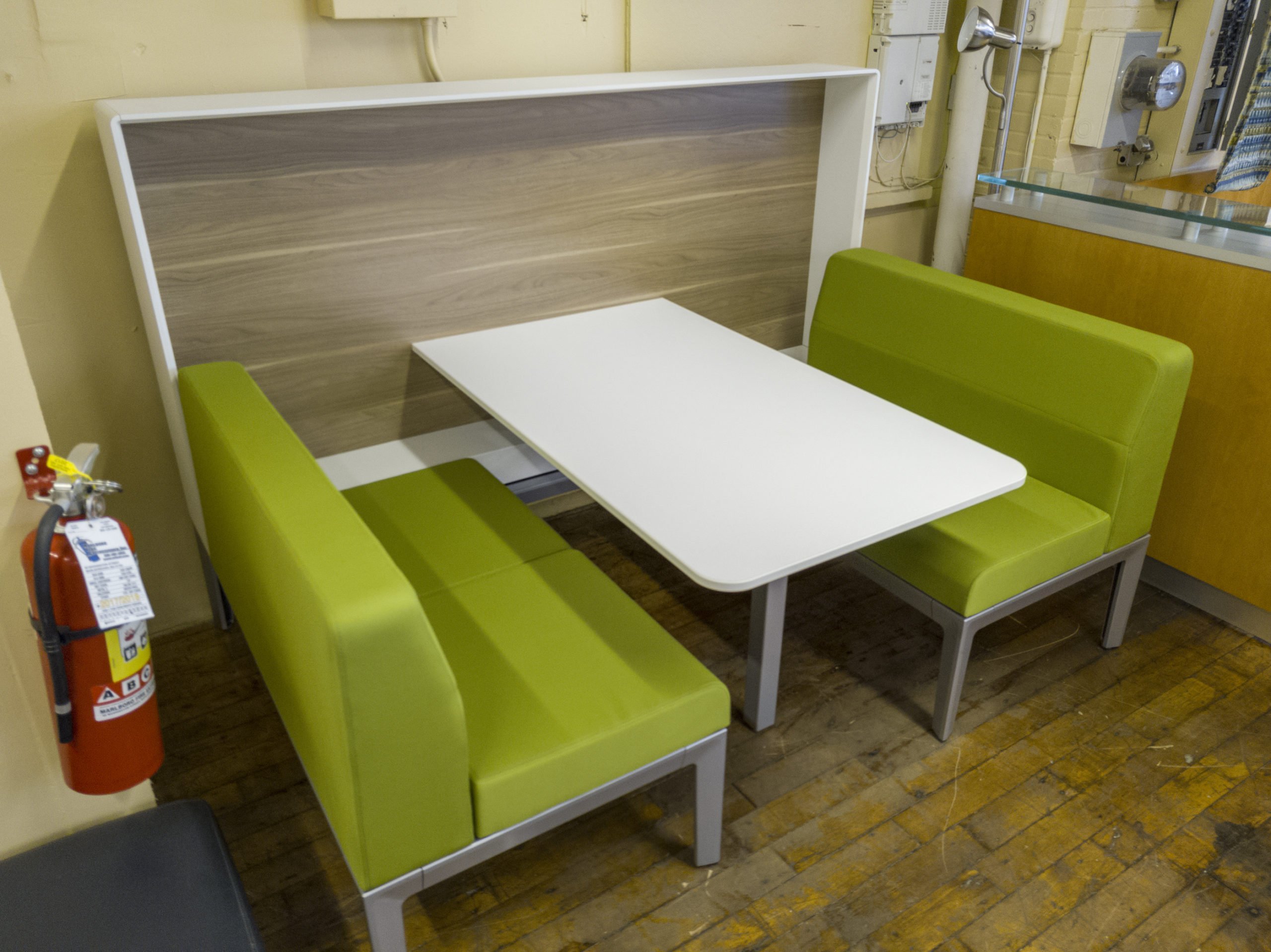 Steelcase Regard Lounge Booth • Peartree Office Furniture