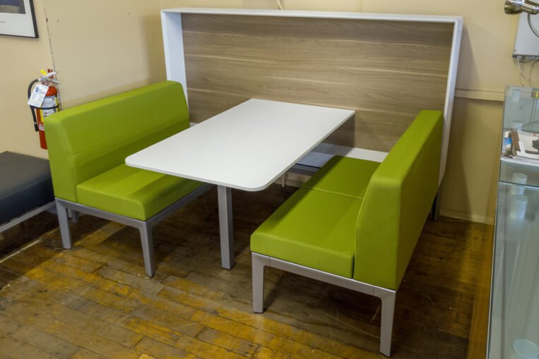 Steelcase Regard Lounge Booth