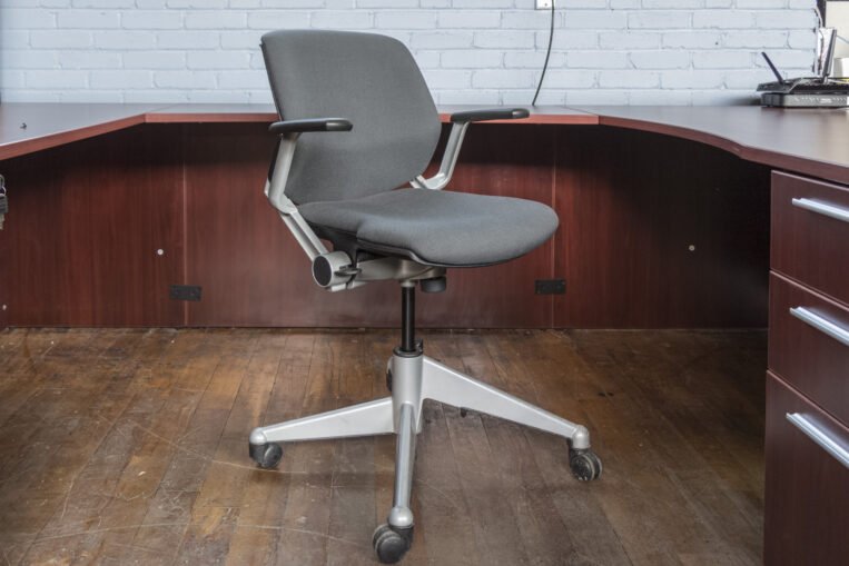 Steelcase Vecta Kart Nesting Task Chair