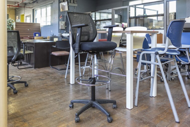 Peartree Mesh Back Task Stools