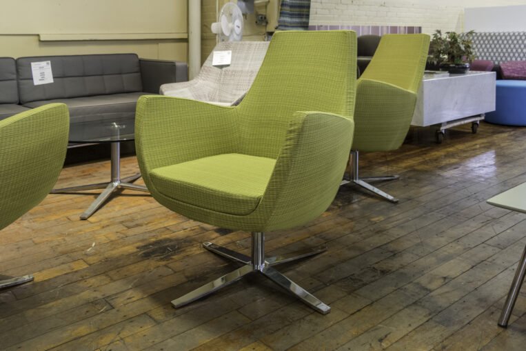 Aceray Diva Swivel Chairs