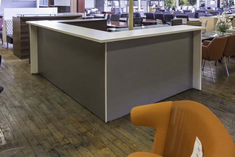Teknion Expansion 8.5′ x 7′ L-Shaped Reception Station