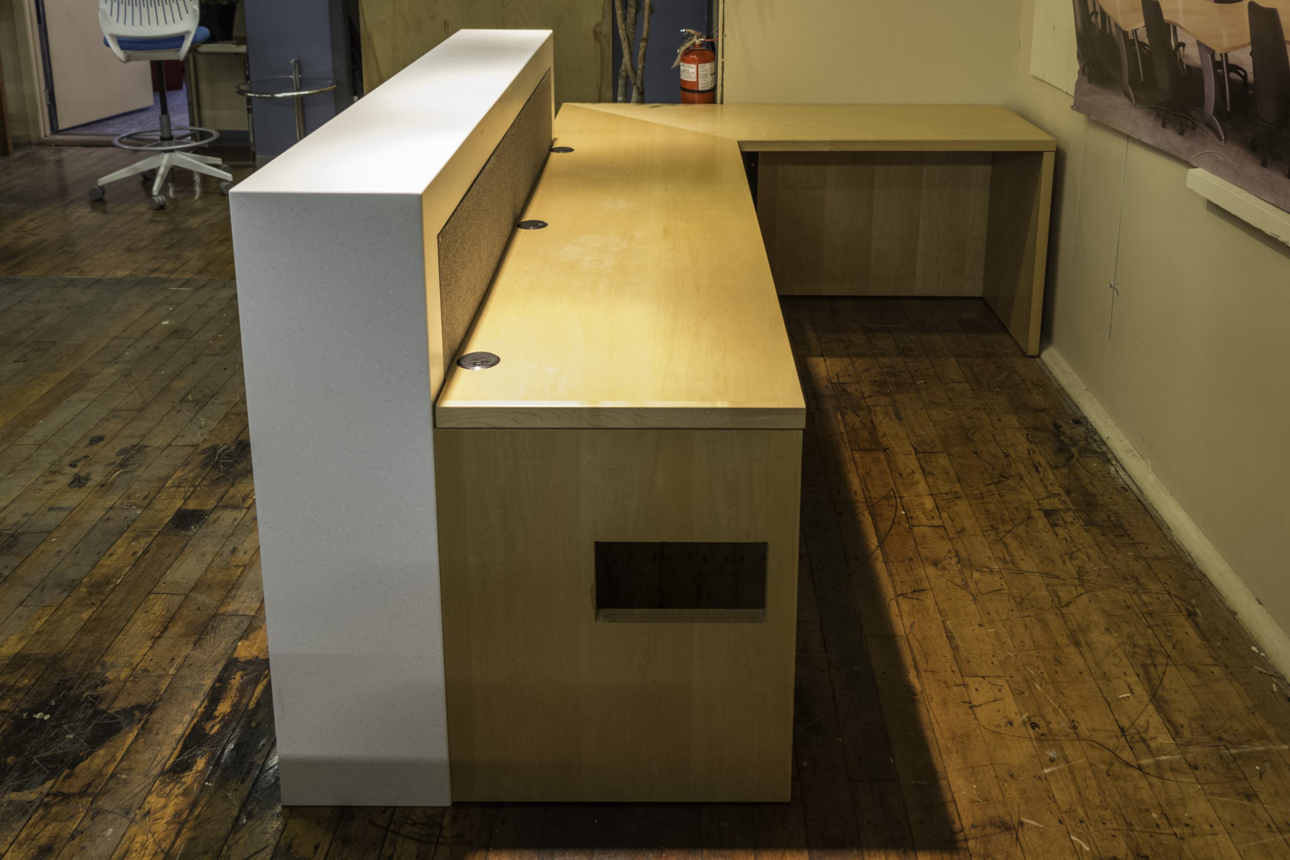 Custom 85 X 65 L Shaped Maple Reception Desk With White Stone