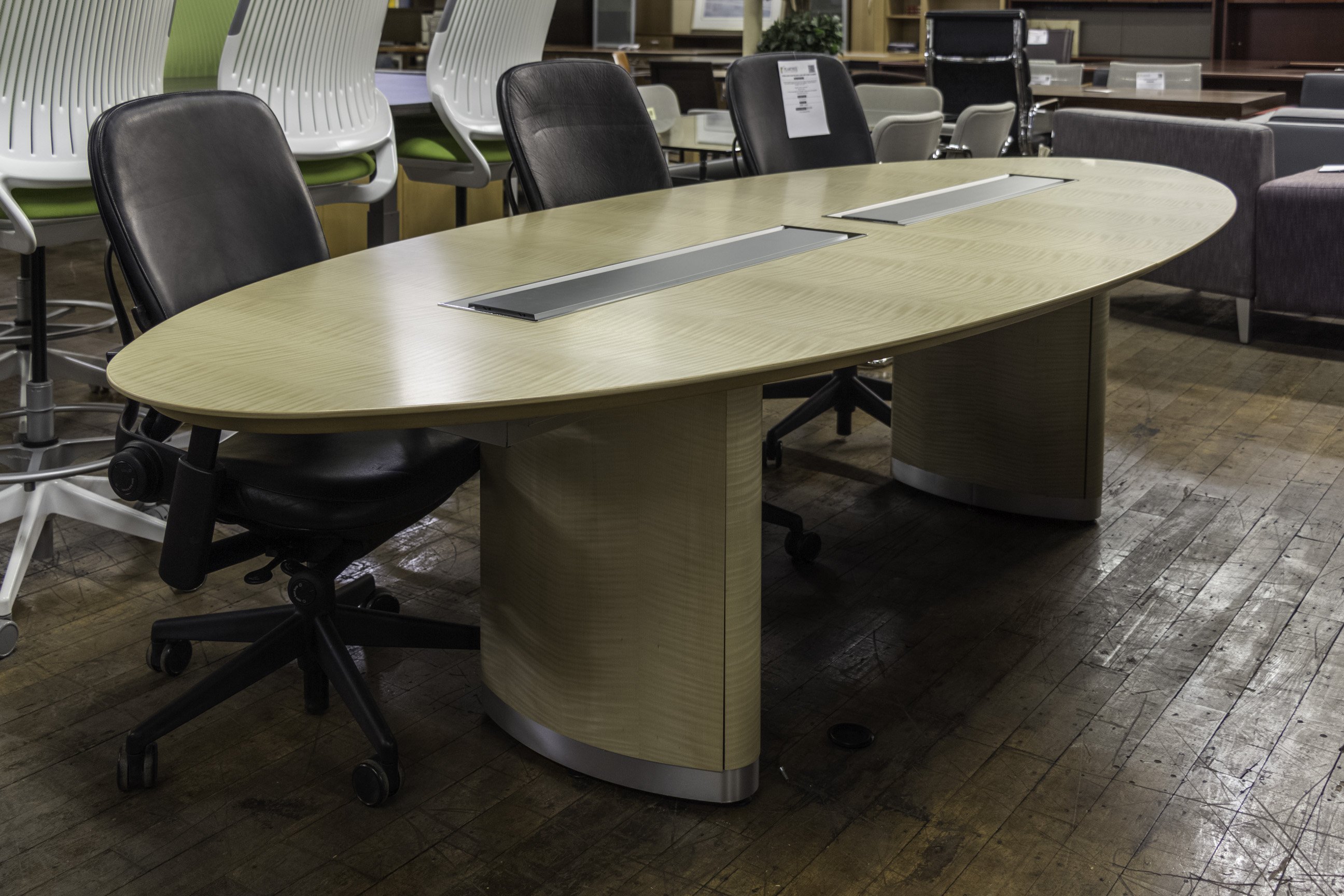 Krug Nuvo 10′ Oval Conference Table • Peartree Office Furniture