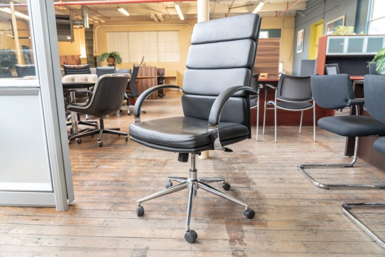 Boss CaressoftPlus Executive Series B9401-BK Conference Chairs