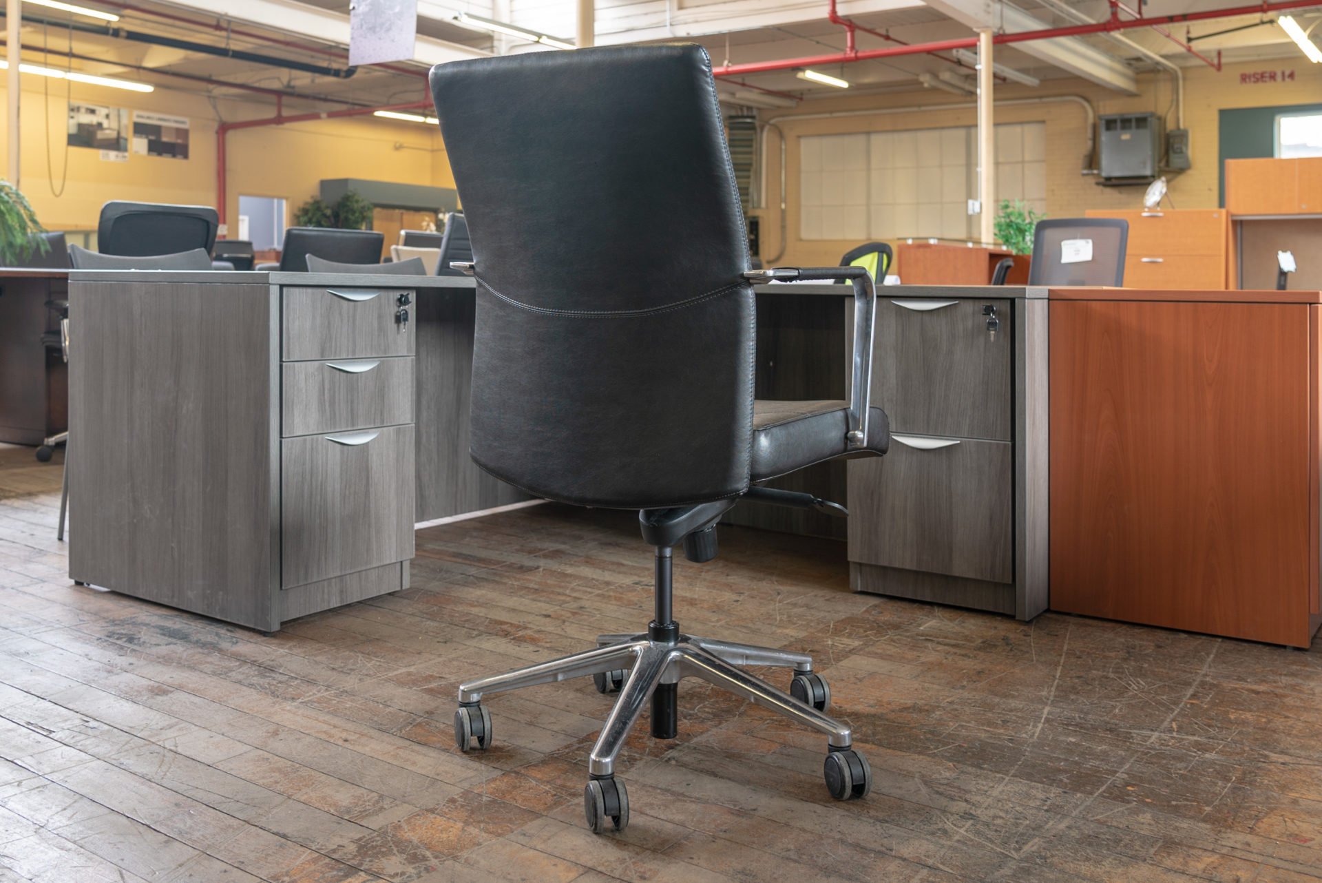 Keilhauer Vanilla Mid Back Leather Conference Chairs • Peartree Office