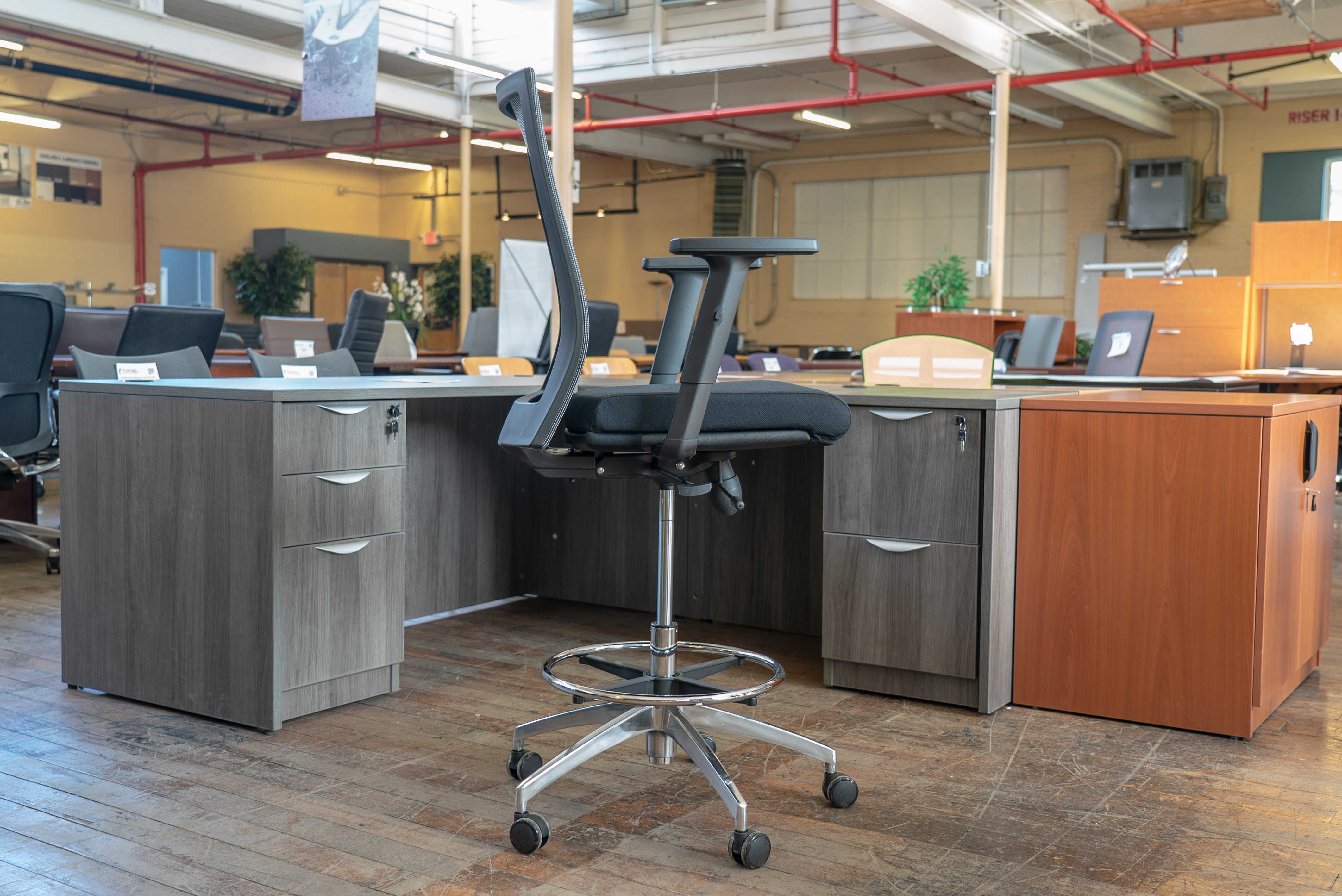 peartree-eclipse-mesh-back-task-chairs-stools