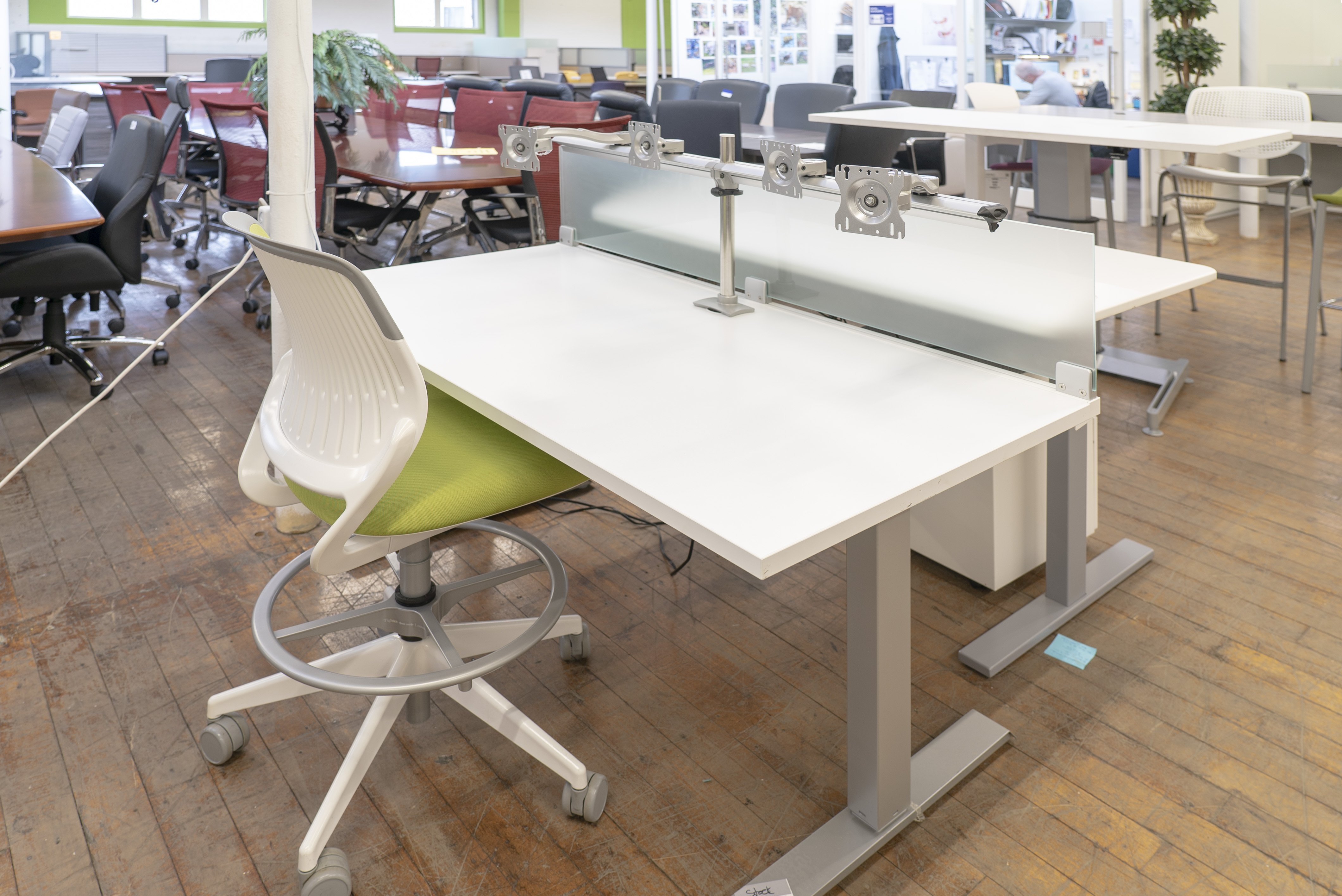 Peartree Height Adjustable Sit-to-Stand Desks with Frosted Glass Screen