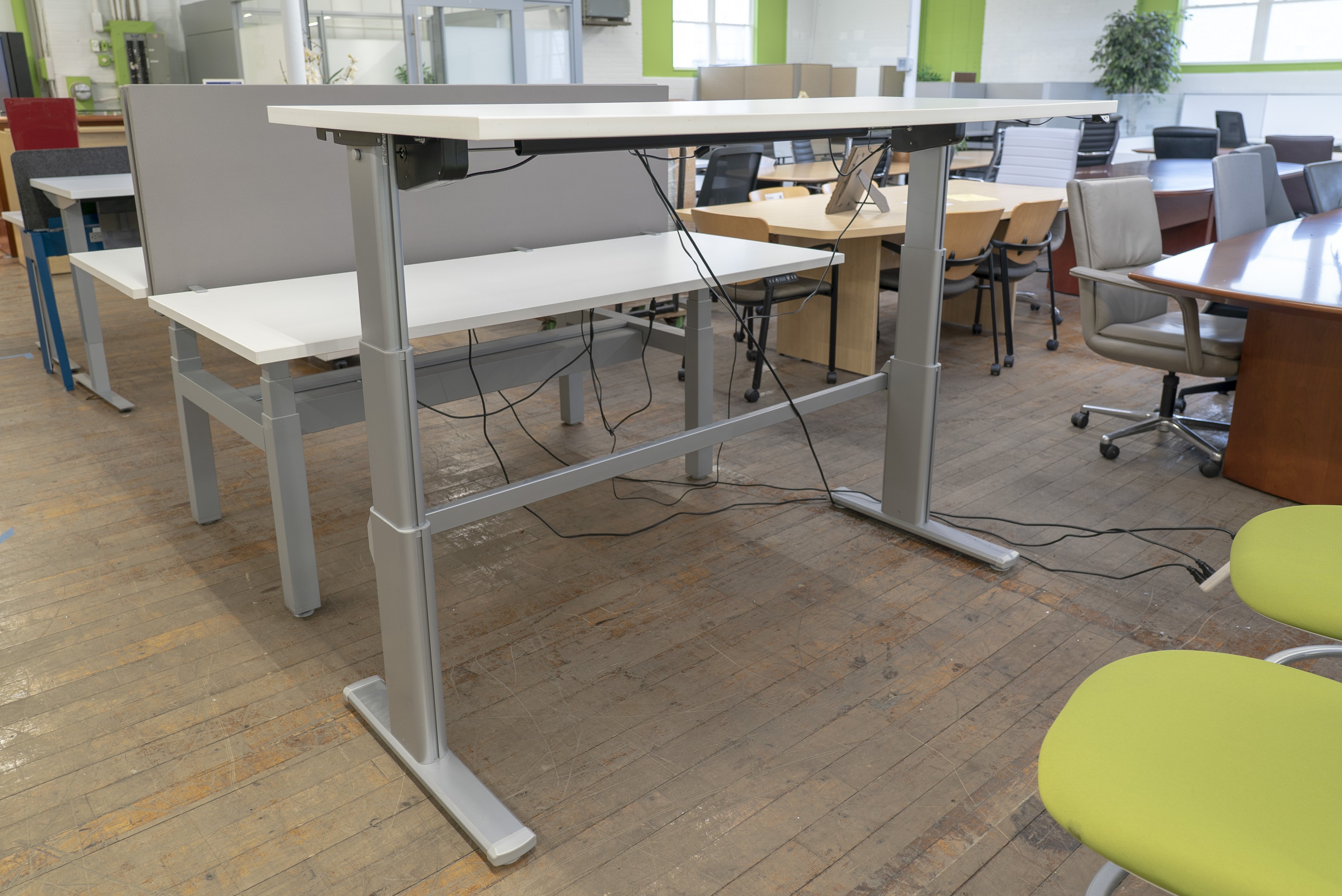 steelcase-series-5-height-adjustable-sit-to-stand-desk