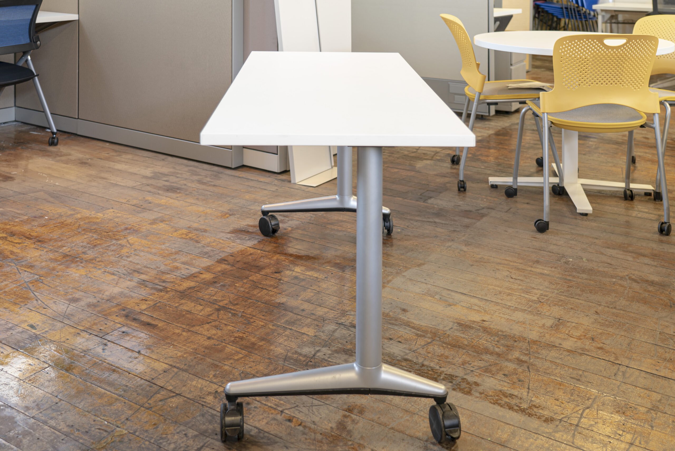 Steelcase Akira Training Tables 1 Scaled 