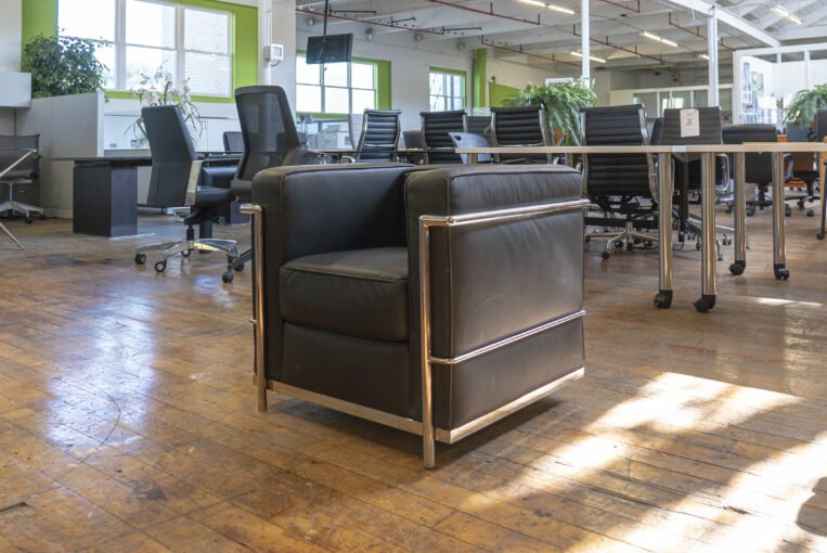 Le Corbusier LC3 Style Armchair