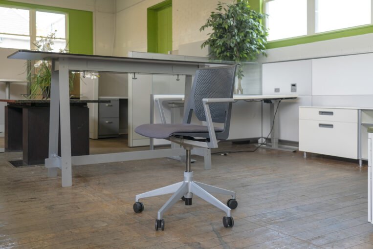 Haworth Very Conference Chairs