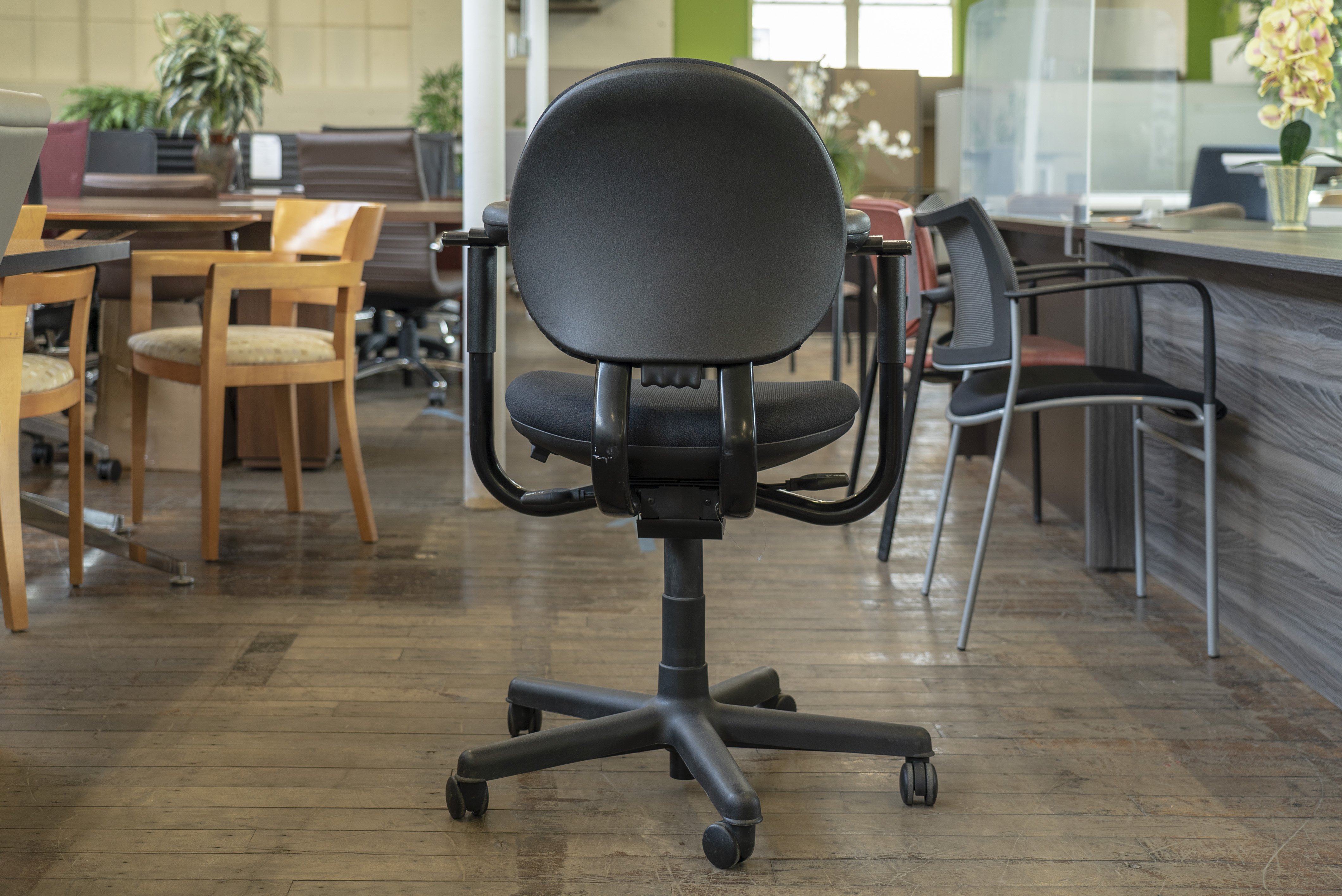 steelcase-criterion-chairs