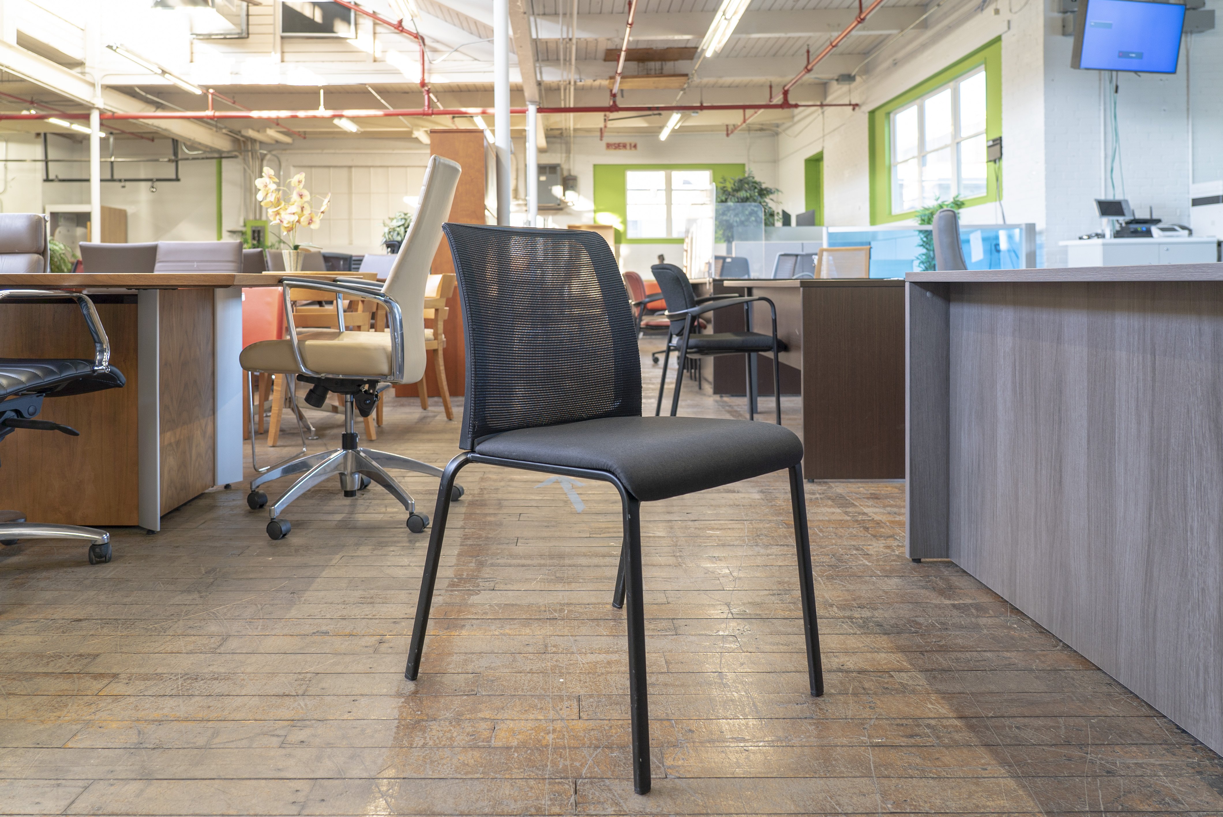 steelcase-reply-armless-stacking-chairs