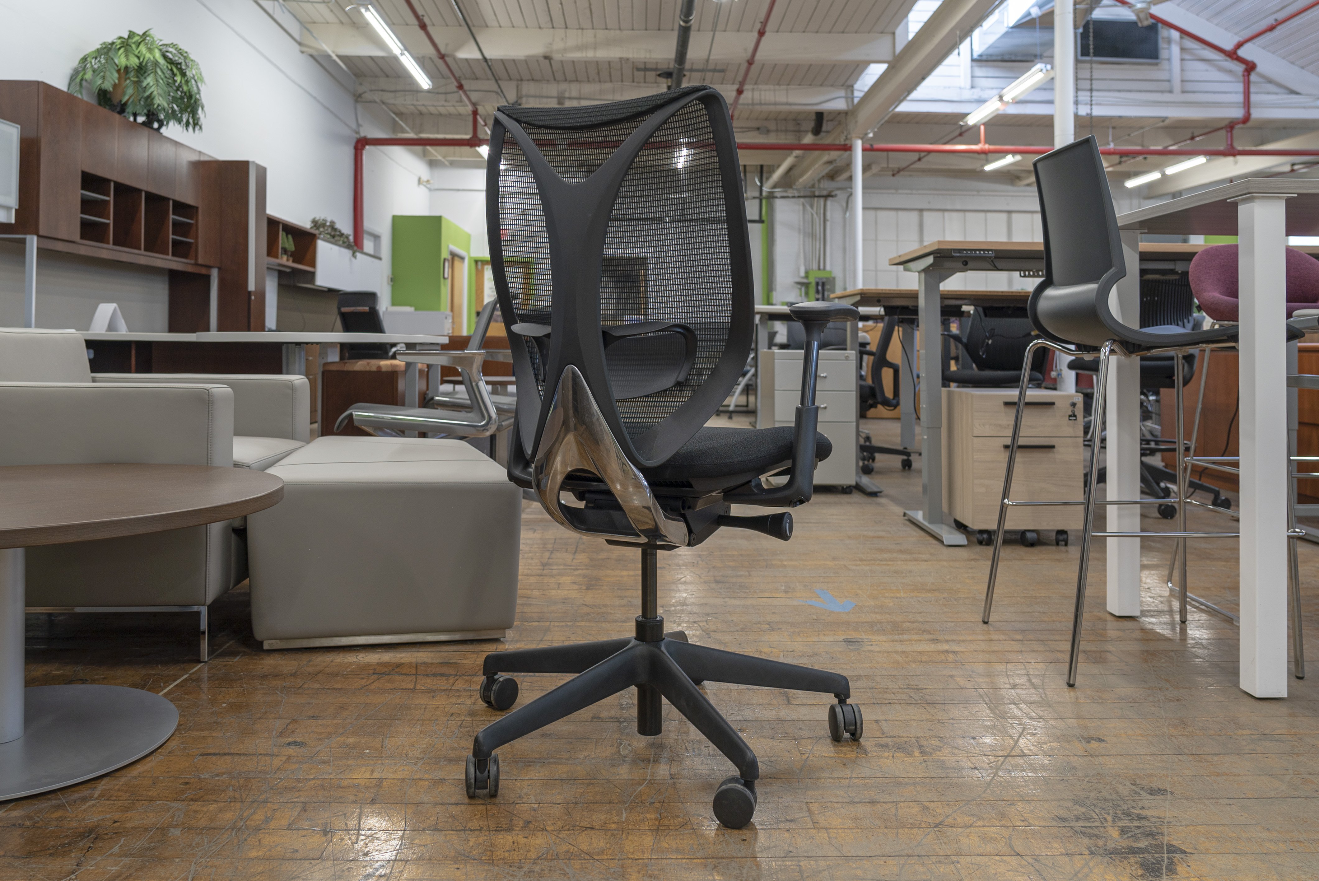 teknion-sabrina-mesh-back-task-chairs