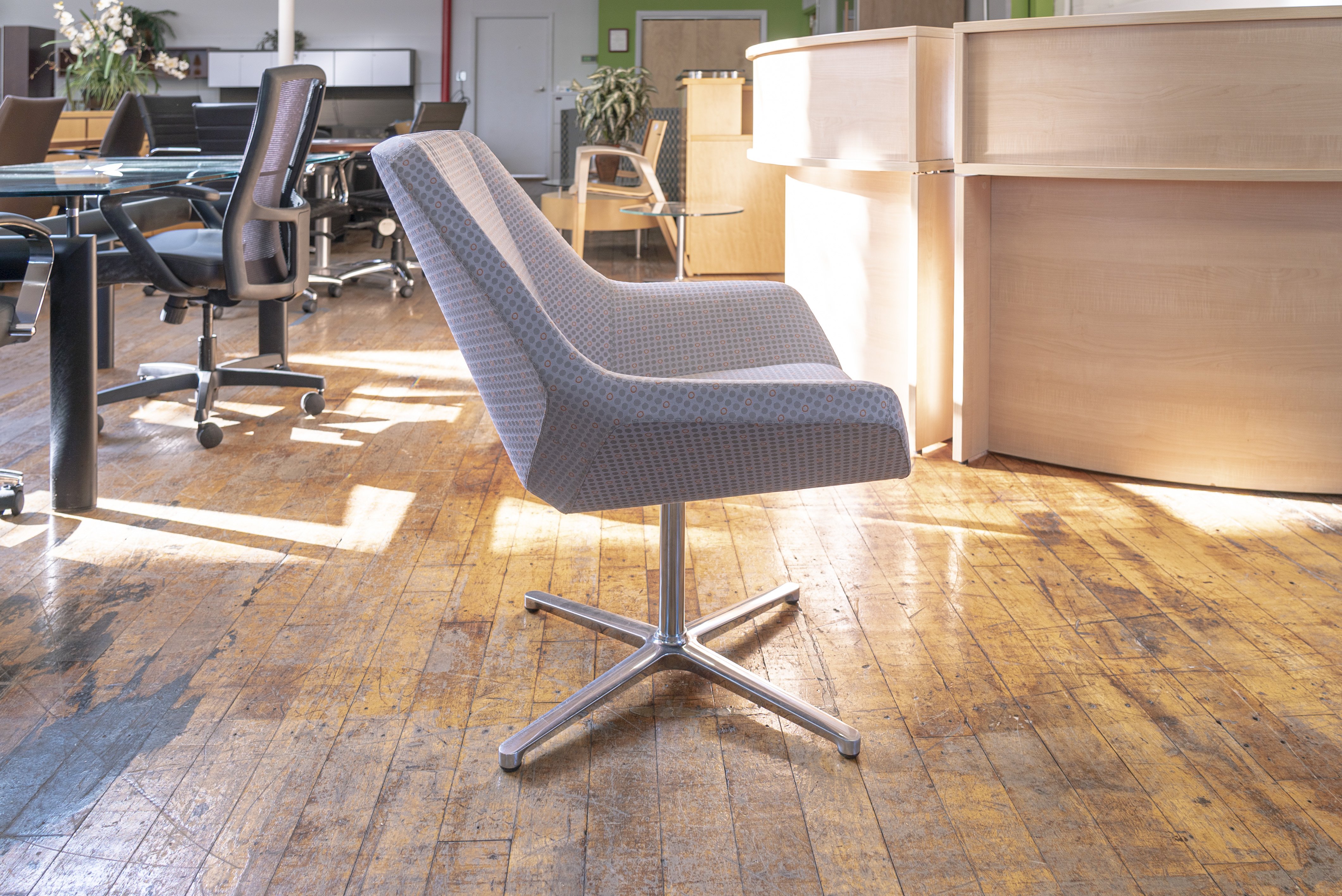 keilhauer-cahoots-relax-lounge-chairs