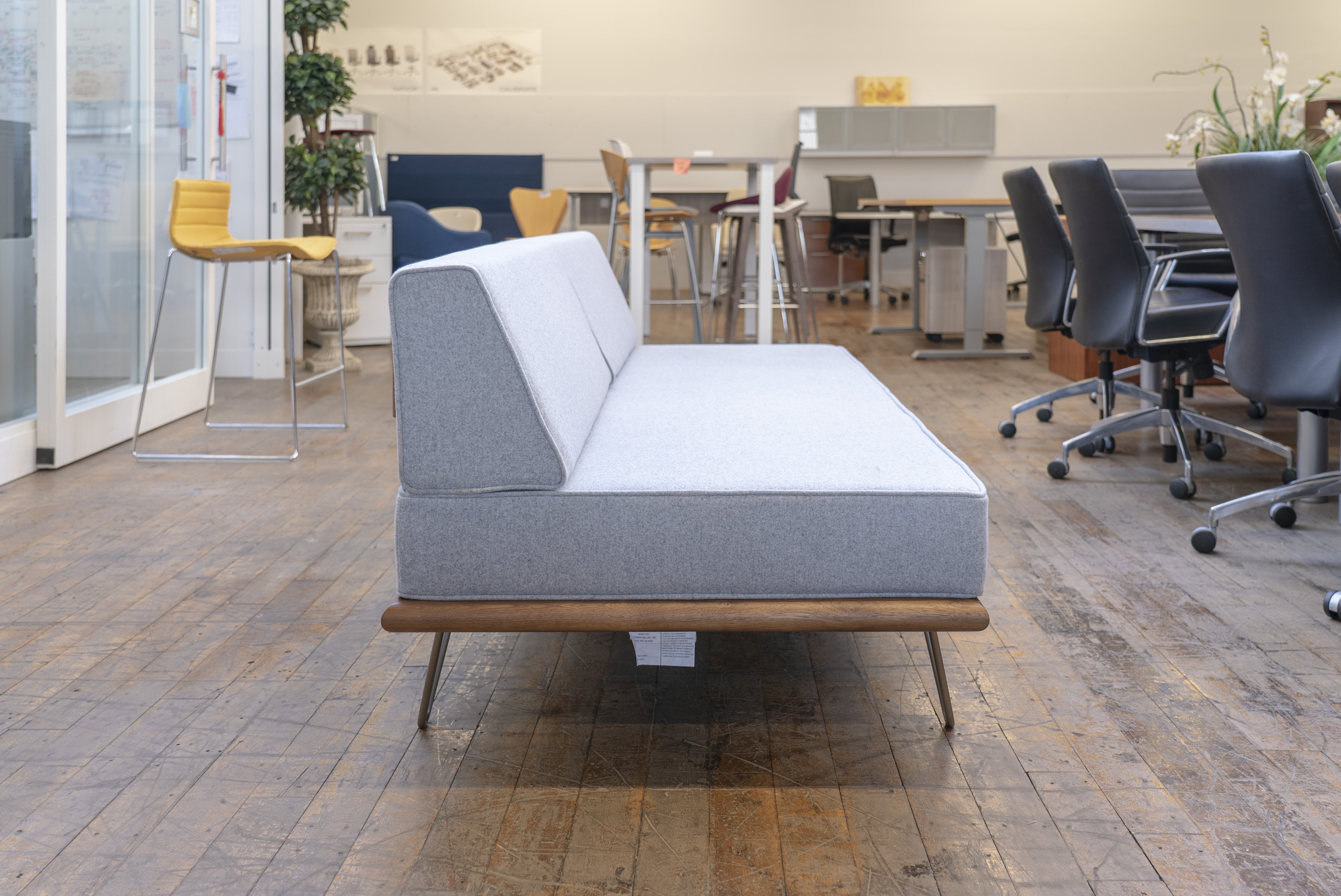 herman-miller-nelson-daybed