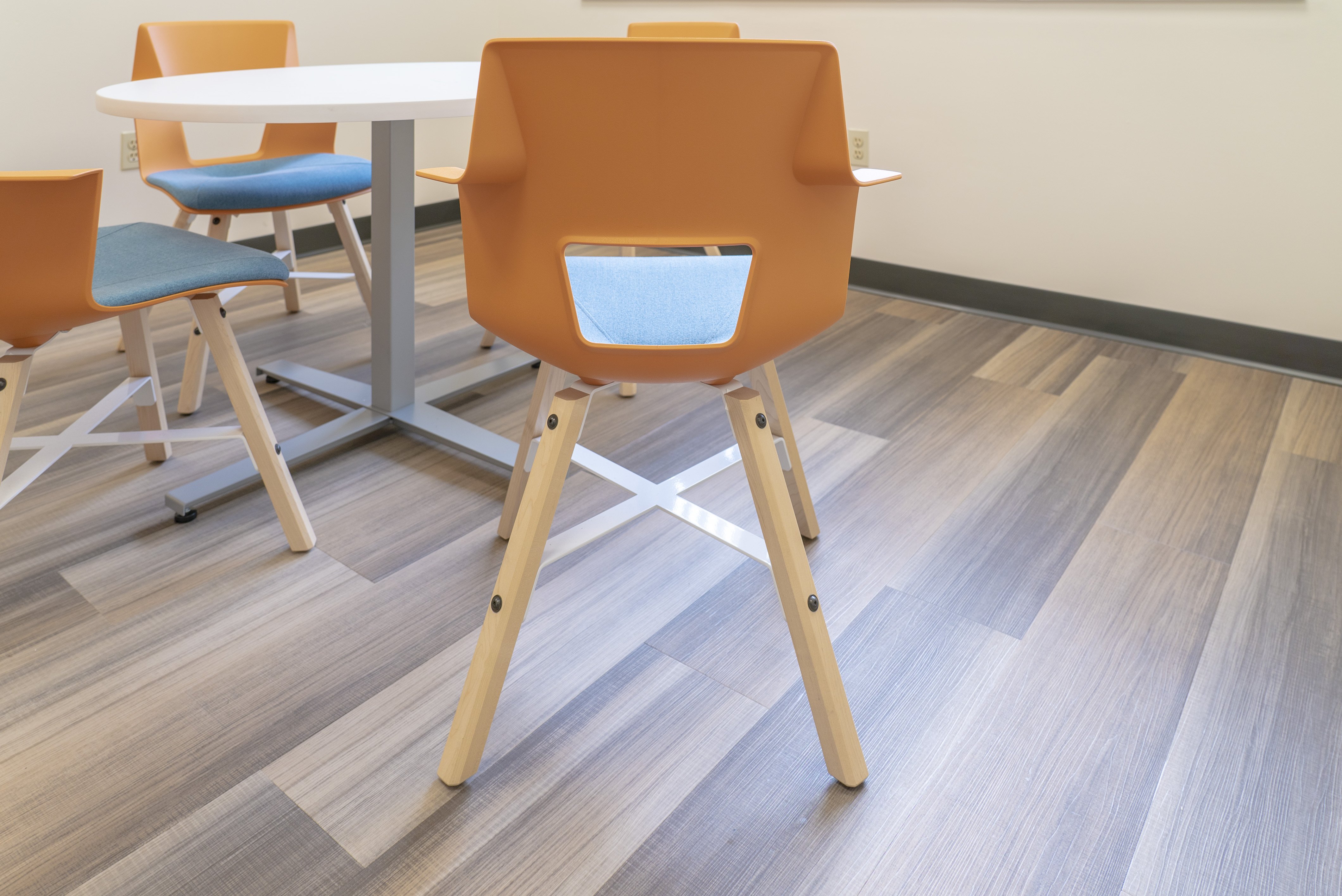 steelcase-turnstone-shortcut-wood-chairs
