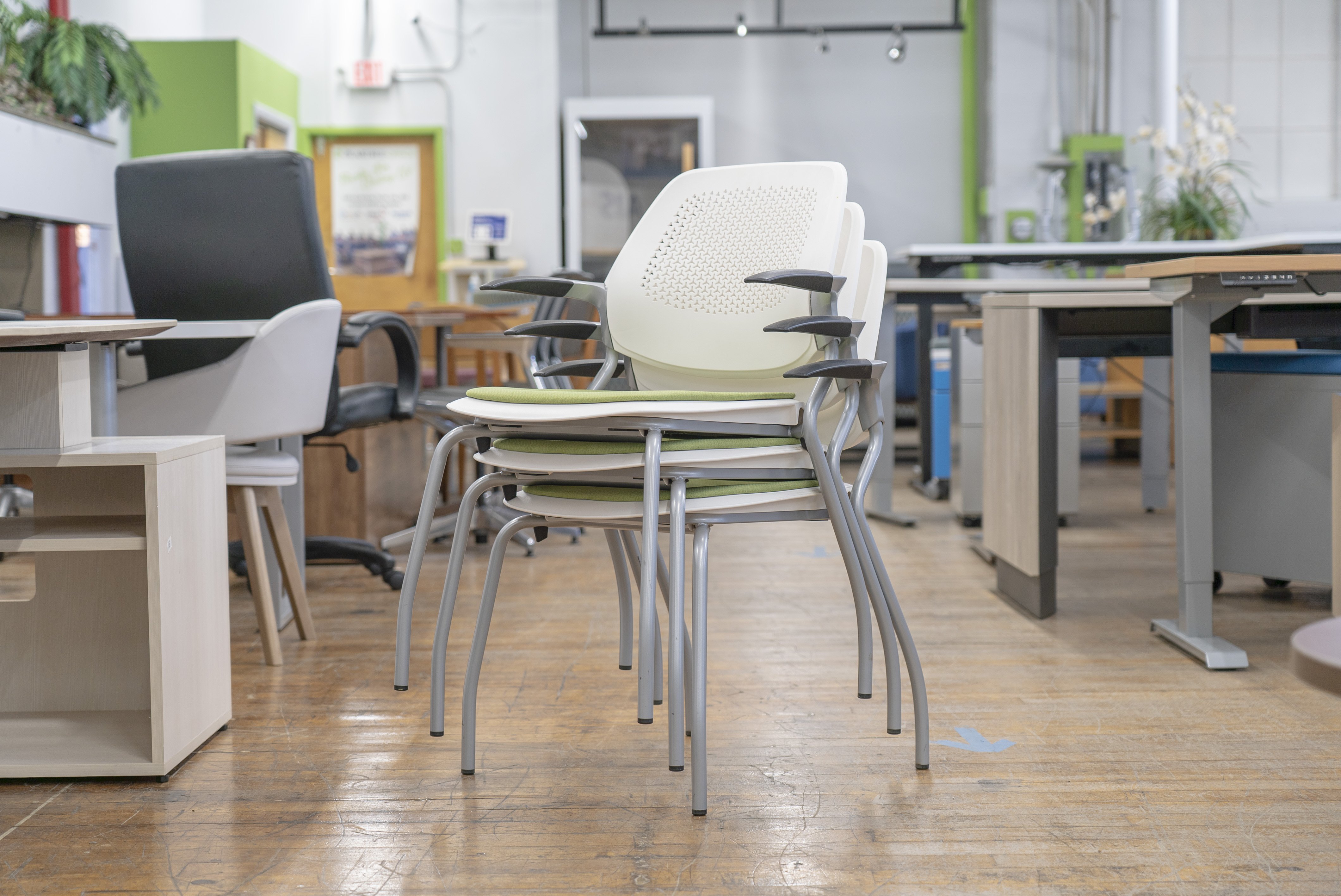 allsteel-inspire-stacking-guest-chairs