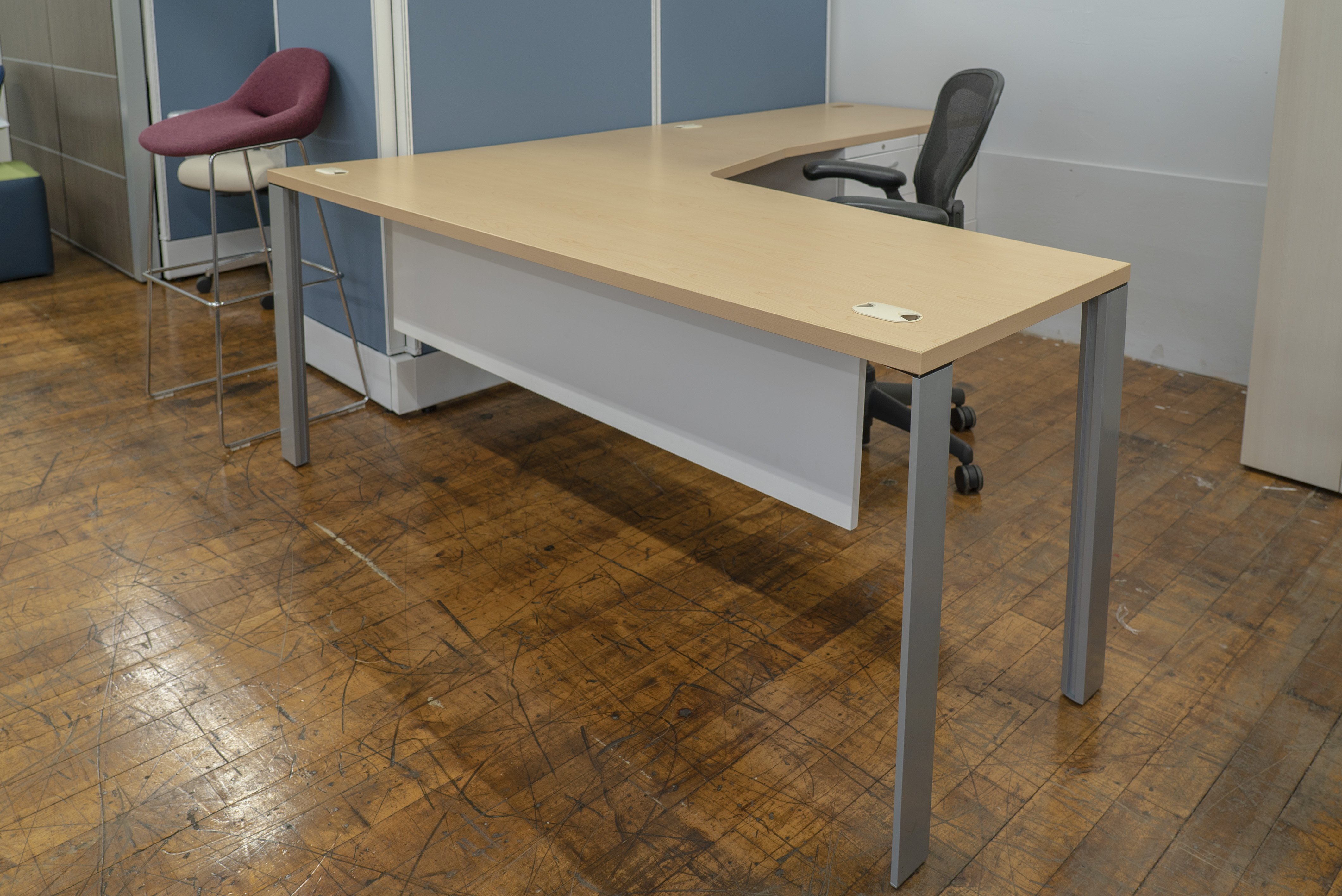 allsteel-modular-maple-laminate-l-shaped-desk