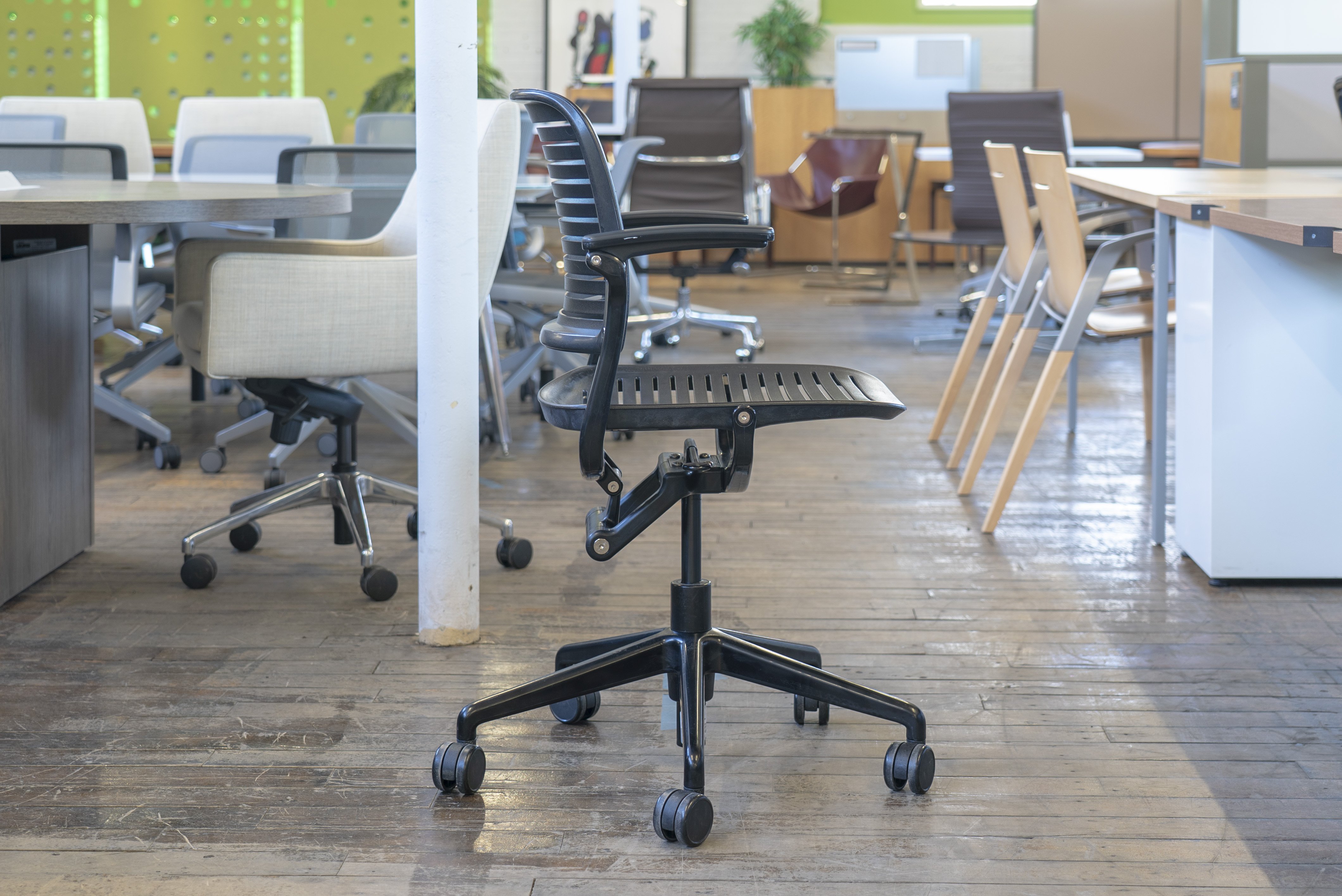 steelcase-cachet-task-chairs