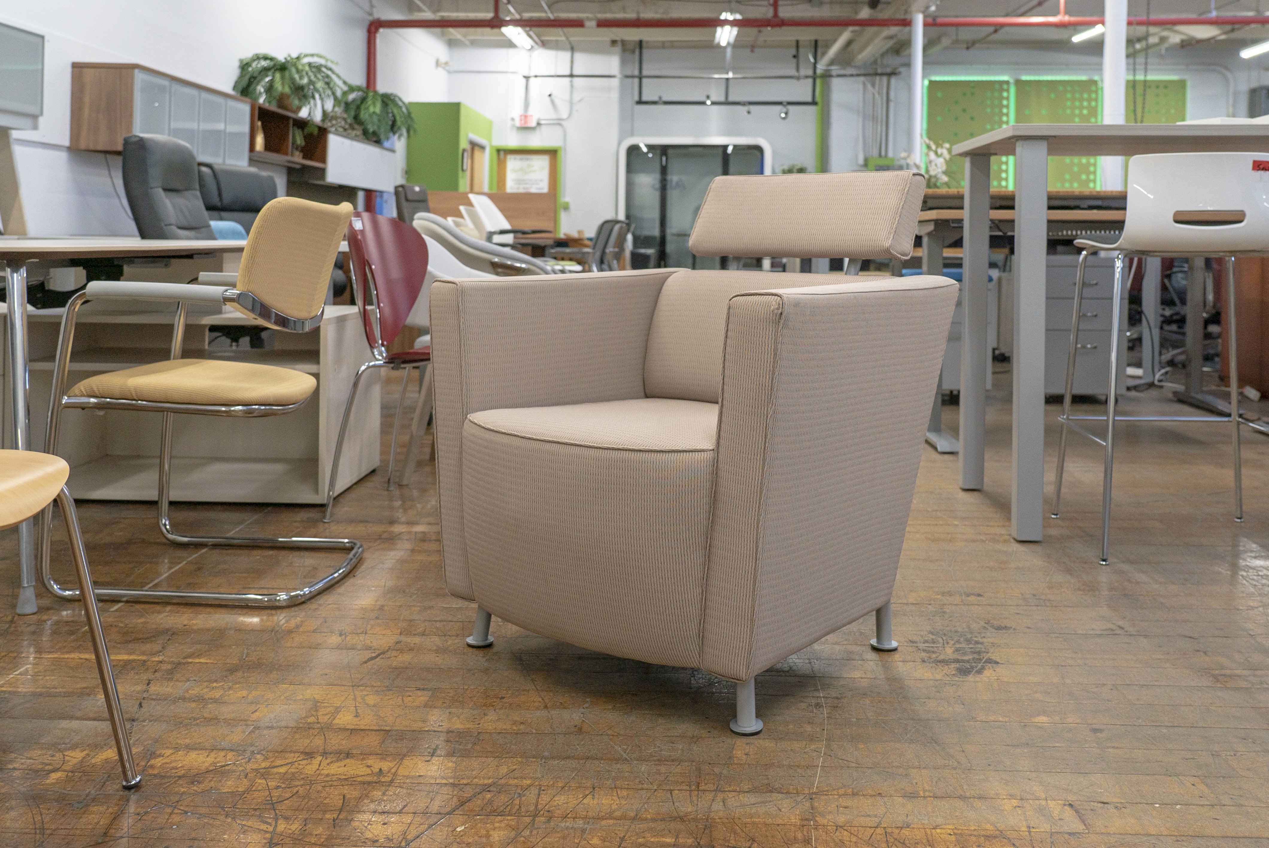 haworth-hello-lounge-chairs