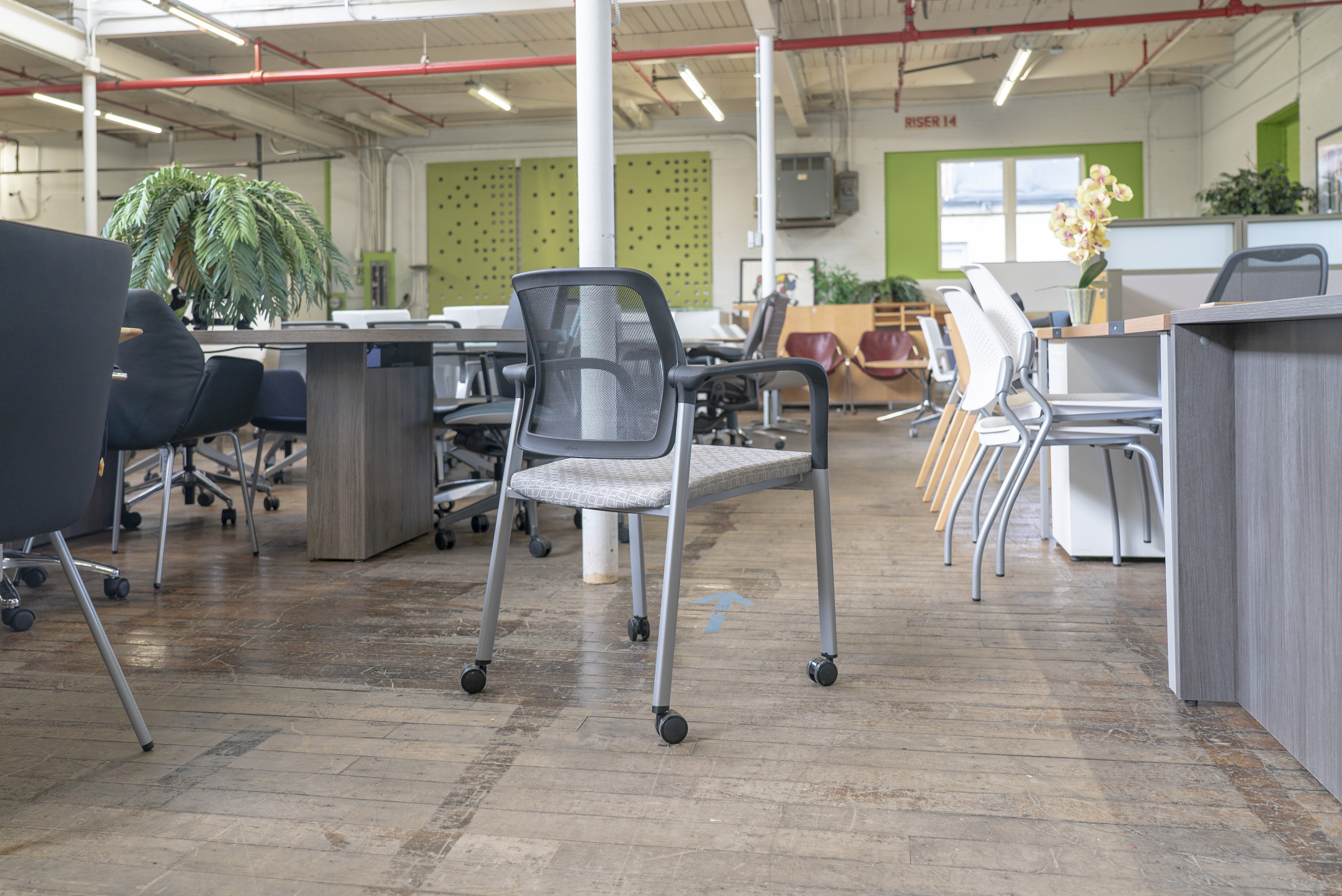 allsteel-molti-stackable-side-chairs