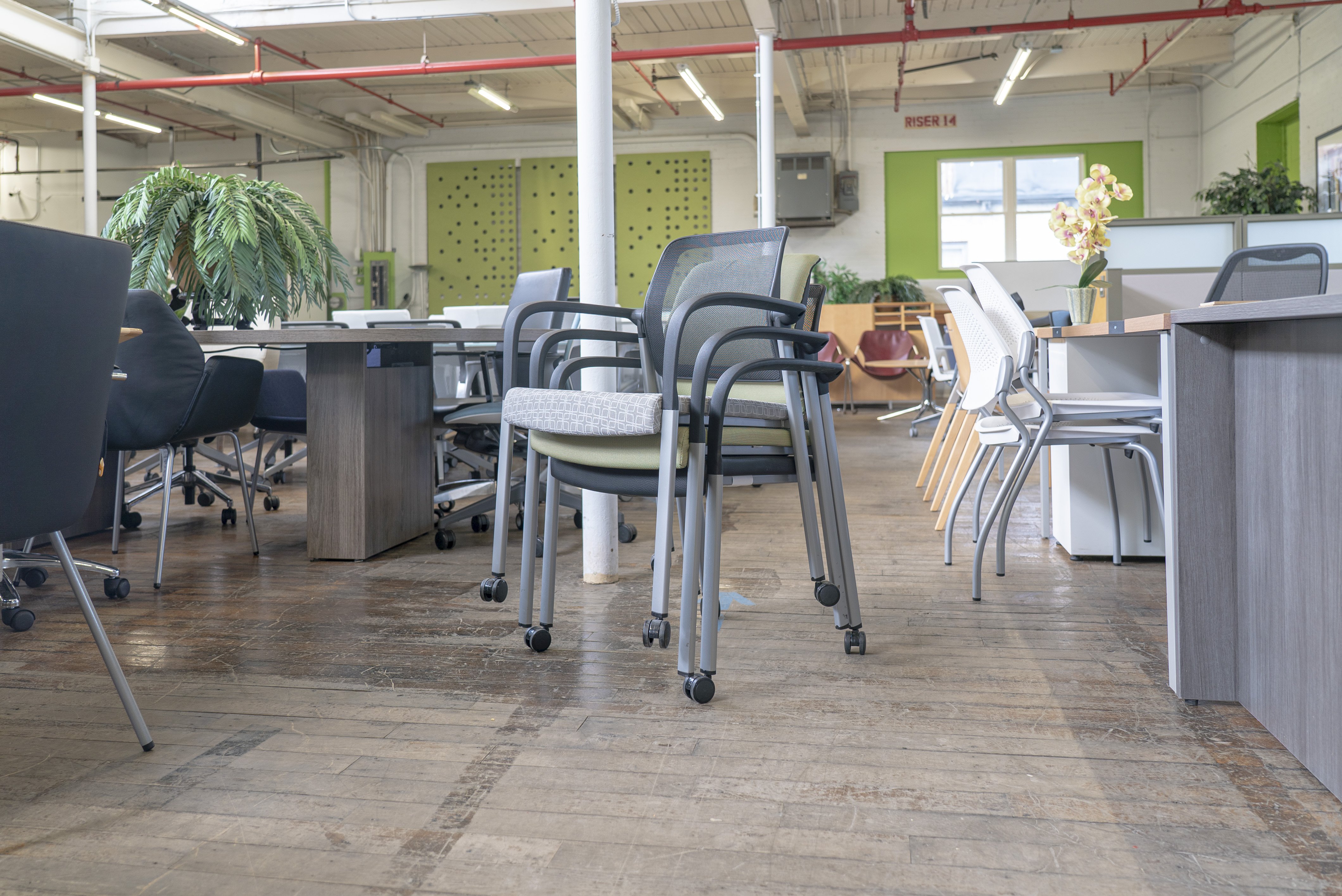 allsteel-molti-stackable-side-chairs