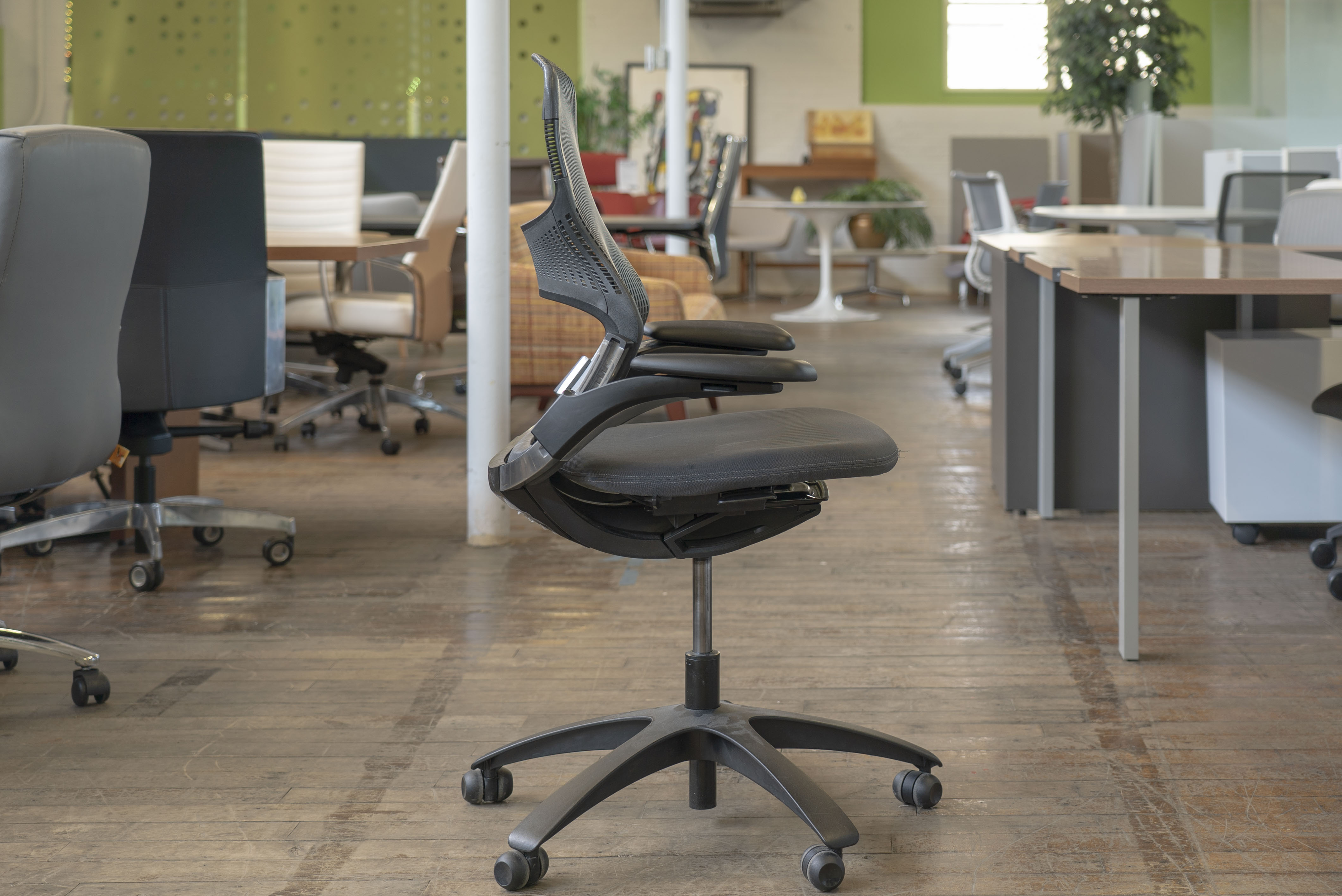 knoll-generation-chairs-4-1